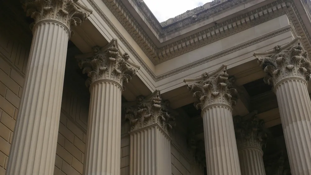 Stone columns of a public institution
